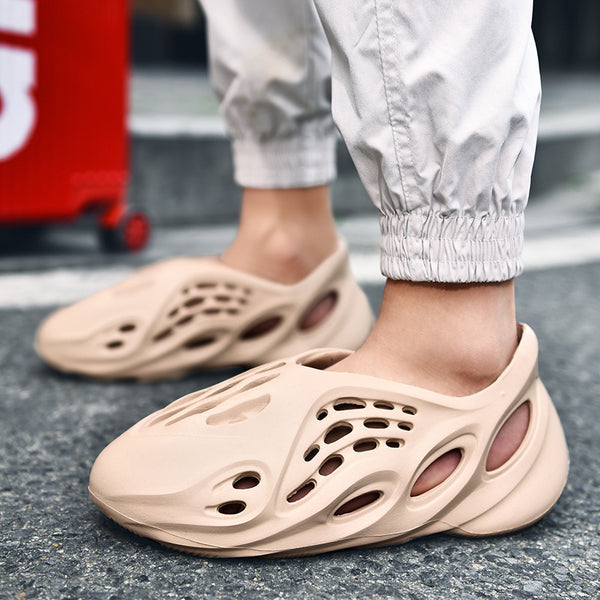 All-Terrain Comfort: Men Women's Non-Slip Clogs for Garden, Beach & Beyond